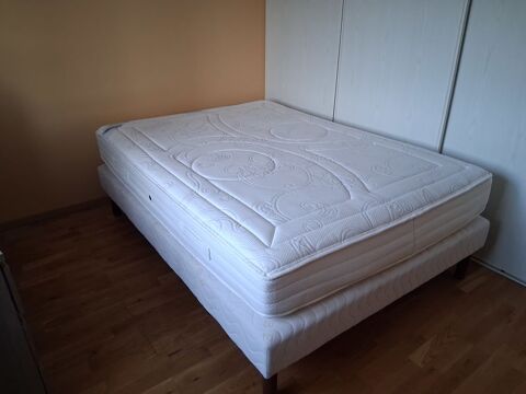 LIT SOMMIER ET MATELAS. EXCELLENT  ÉTAT 257 Belley (01)