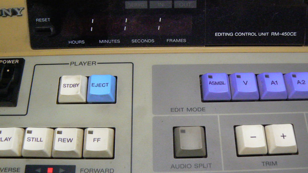 Sony RM-450CE montage video Annees '80, '90 Consoles et jeux vidéos
