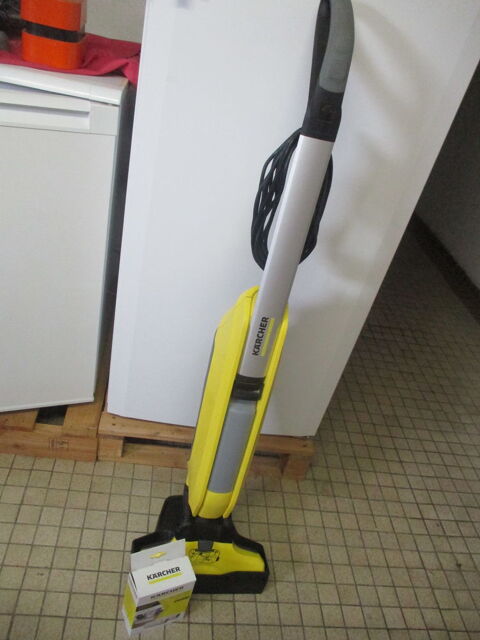 aspirateur balai laveur kârcher
et 1 rouleau recharge
160 Griesbach-au-Val (68)