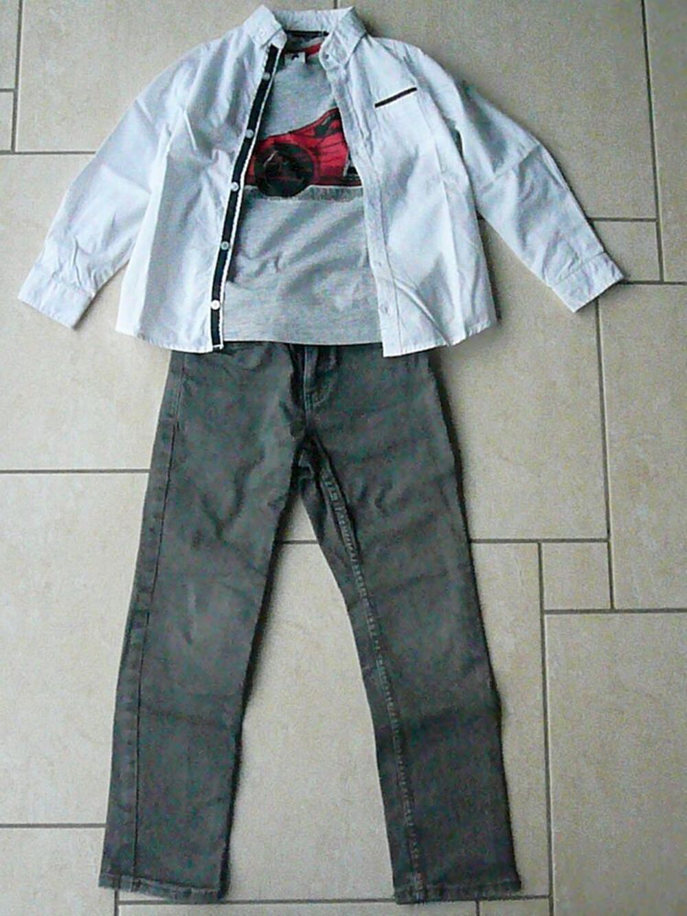 Ensemble 3 pi&egrave;ces 7 ans (n&deg;10) Vêtements enfants