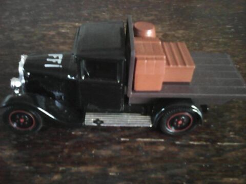 Fourgon Citroen CAF FFI 1930 Solido 1/43 Modèle réduit 14 Marmande (47)