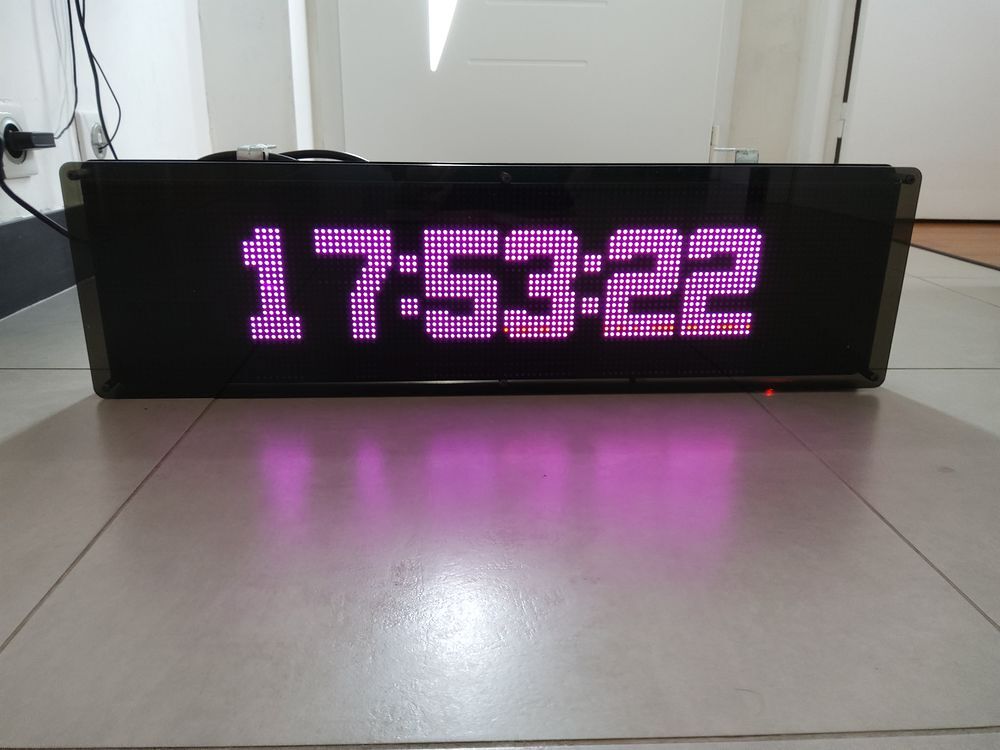 Horloge DMD avec animations flipper Décoration