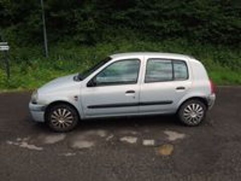 Clio II Clio 1.2i RTE 1999 occasion 22160 Callac