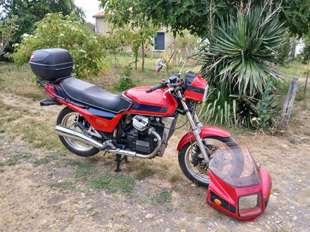 HONDA 1984 occasion 86160 Saint-Maurice-la-Clou&egrave;re