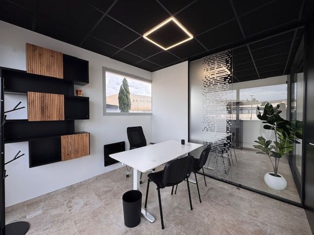 Location Autre Bureau neuf tout équipé proche de l'aéroport Marignane Vitrolles