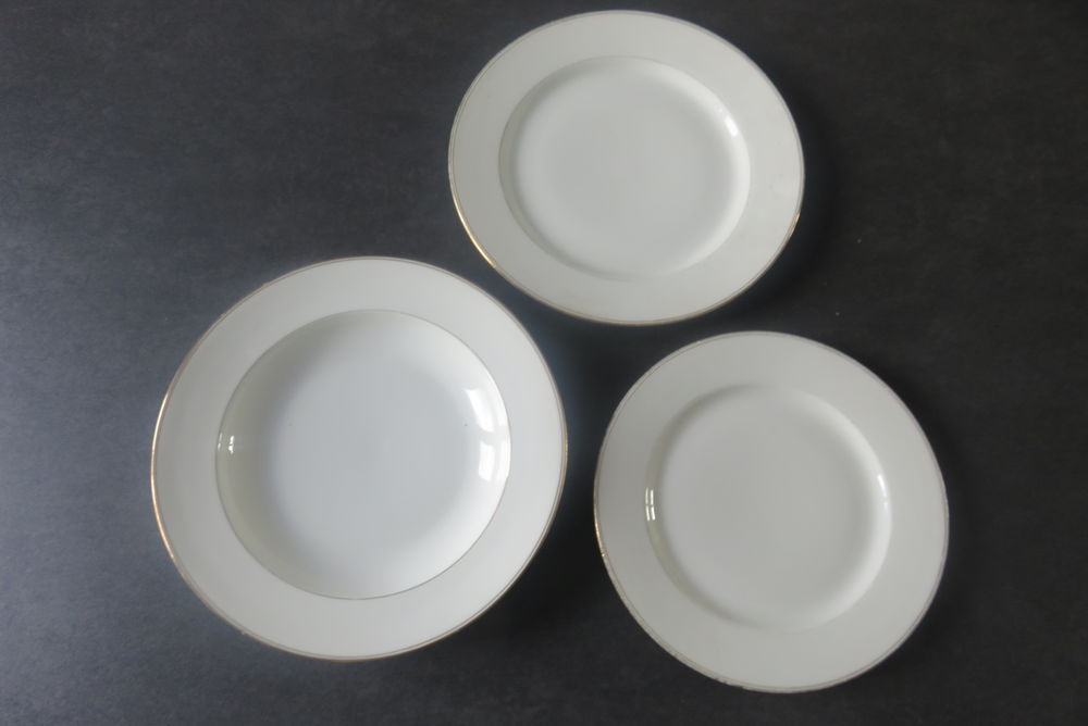 assiette liseret OR
Décoration