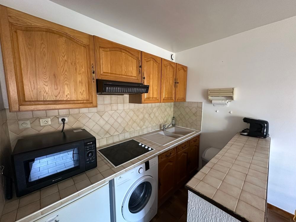 Location Appartement Grand studio pour étudiants proche Sophia Vallauris