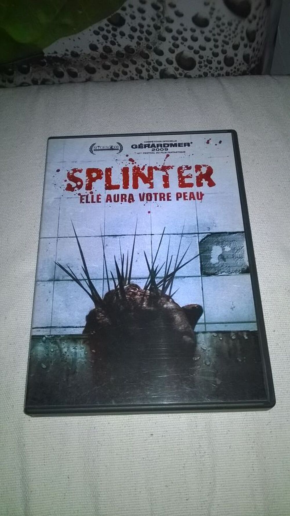DVD Splinter 
2009
Excellent etat
En Fran&ccedil;ais
+bonus
Pri DVD et blu-ray