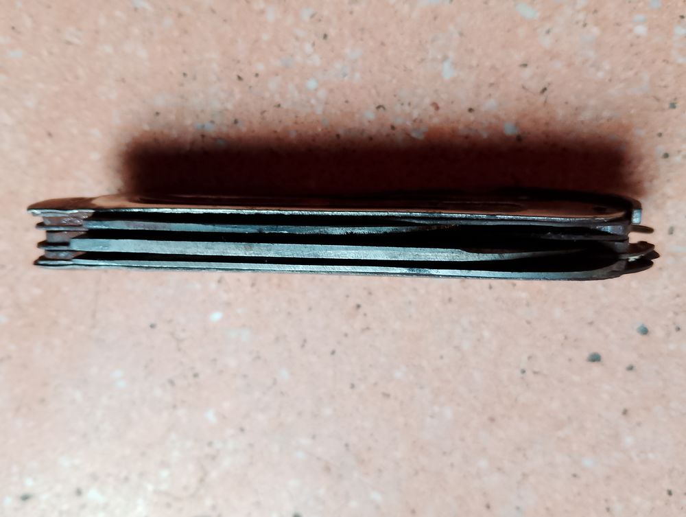 couteau gadget D.F ancien multifonction Bricolage