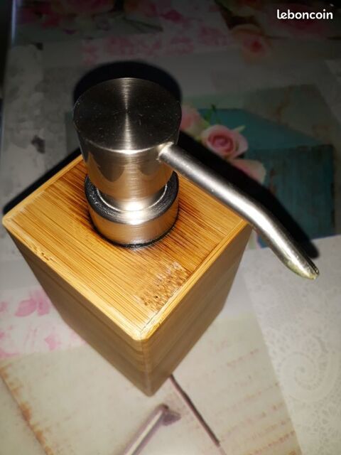 distributeur de savon 5 Beauquesne (80)