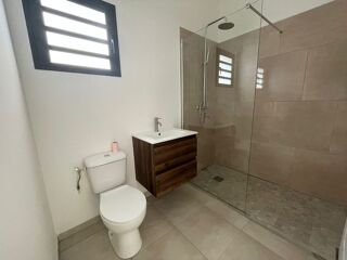  Maison à louer 4 pièces 85 m² L' Étang-salé