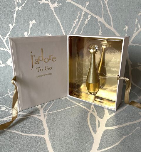 Miniature J'adore To Go de Dior 15ml en Coffret  29 Blaye (33)
