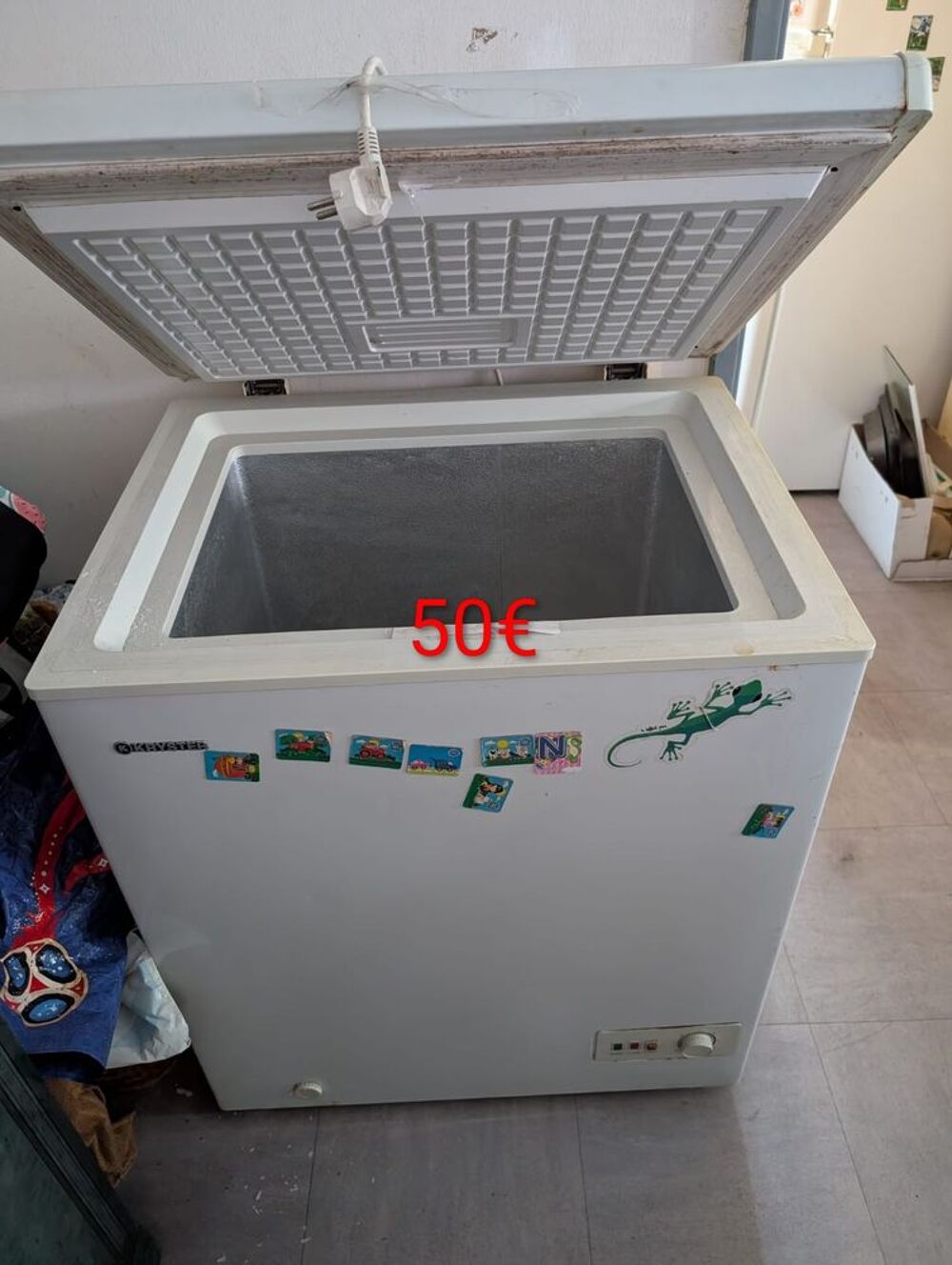 meubles+ &eacute;lectrom&eacute;nager+ vide appartement. Meubles