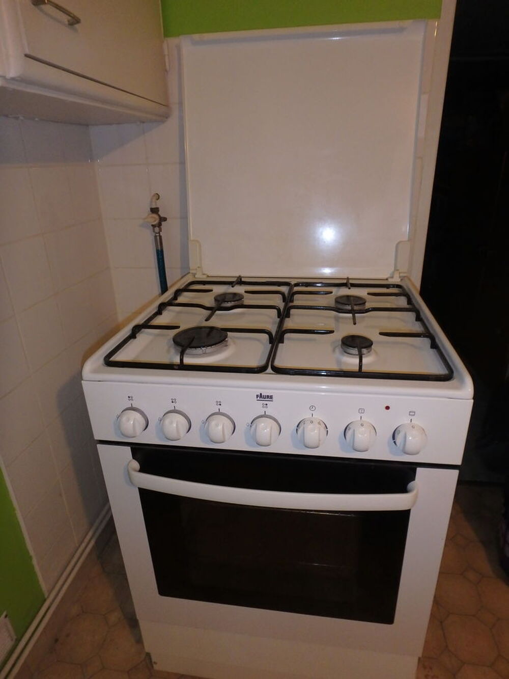 Cuisini&egrave;re FAURE FCG661MWC A R&eacute;parer Electrom�nager