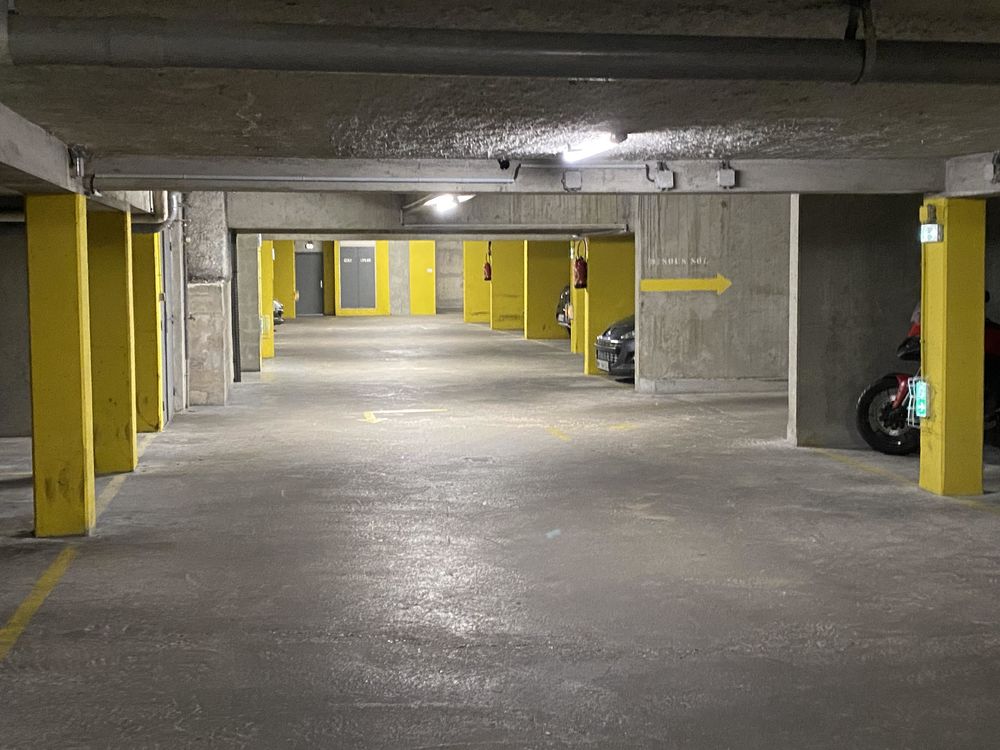 Location Parking/Garage Parking couvert ? Accès direct Bd de Charonne 75020 Paris 20