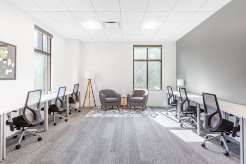 Un bureau de coworking ouvert entièrement équipé pour vous et votre équipe à Lyon, Spaces Part-Dieu  4139 69003 Lyon