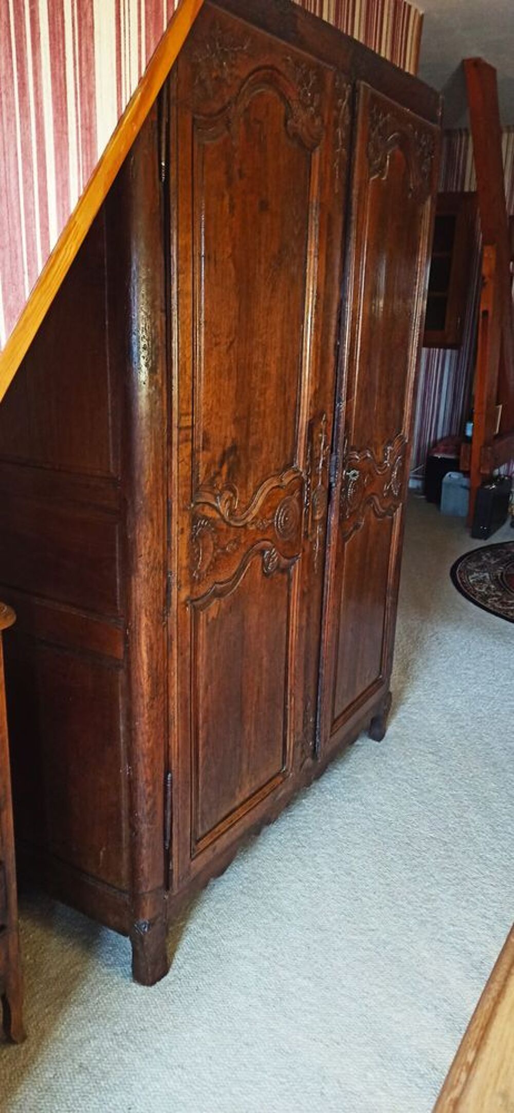 armoire des ann&eacute;e 1805 Meubles