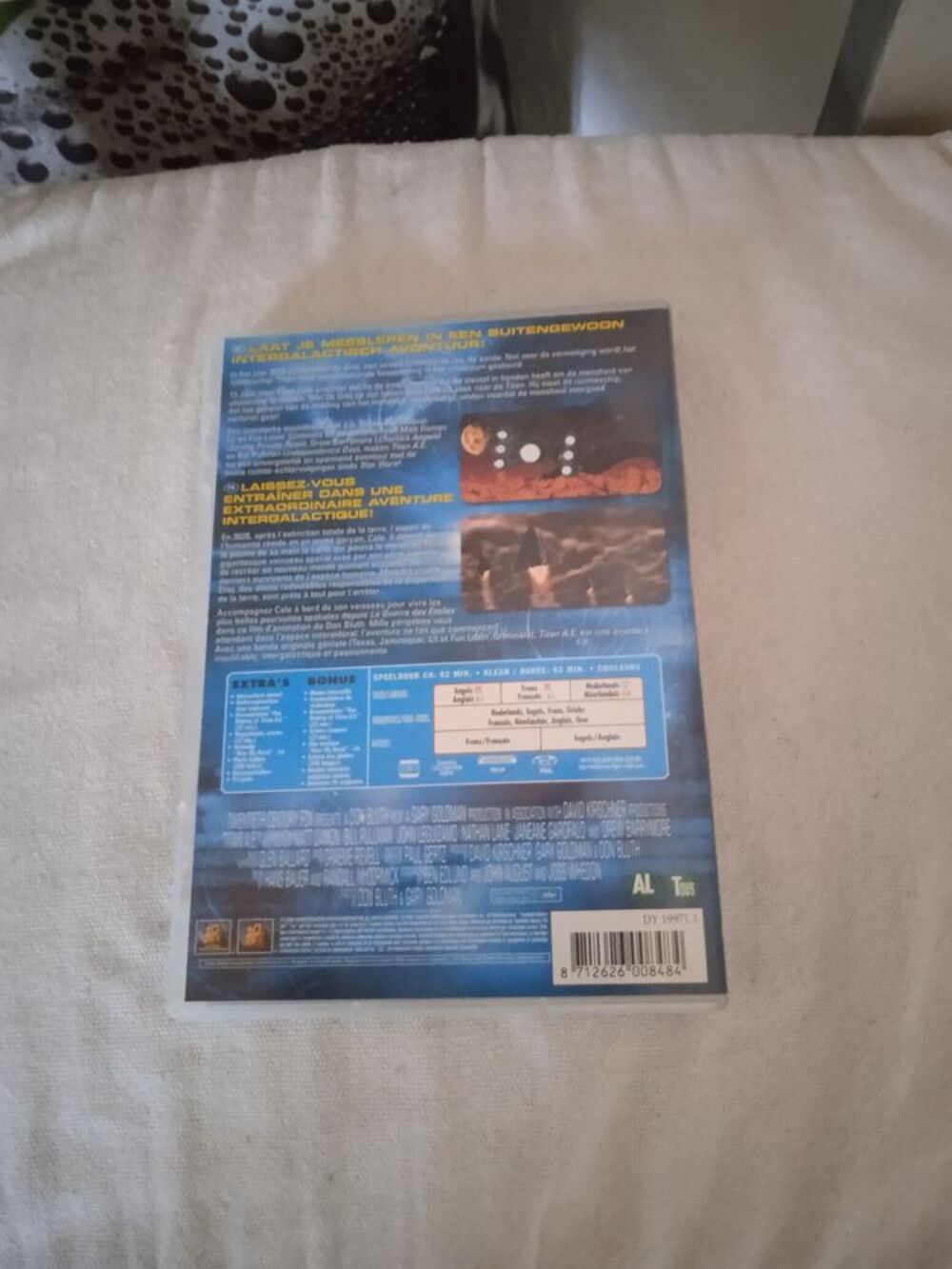 DVD Titan AE
2000
Excellent &eacute;tat
En Fran&ccedil;ais
Multi langue DVD et blu-ray