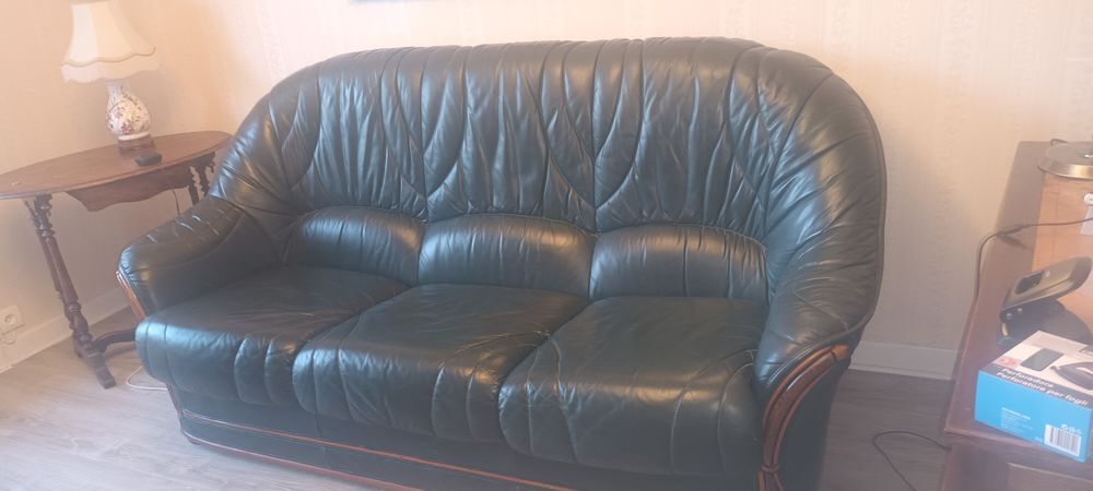 Canap&eacute; cuir
Meubles