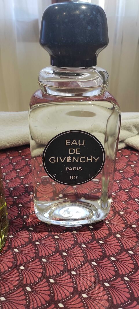 factice parfum g�ant 30 Nice (06)