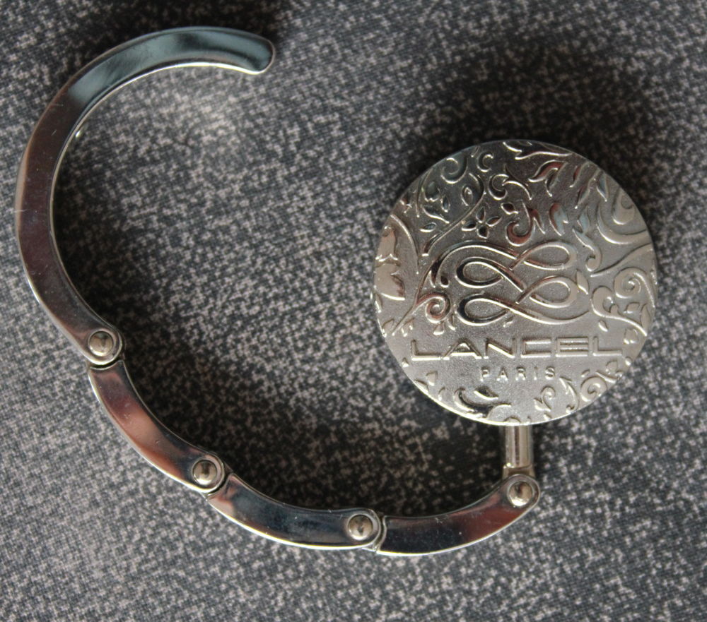 Porte sac LANCEL - accroche sac Bijoux et montres