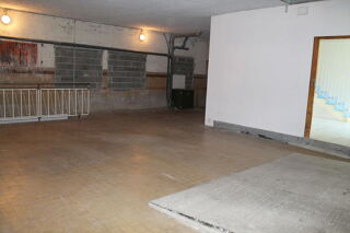  Maison à louer 7 pièces 160 m²