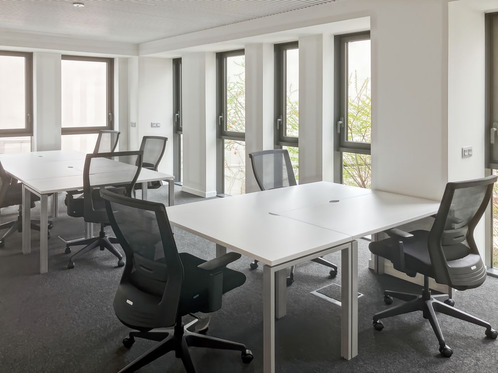  Bureau privé à louer pour 3 personnes à Paris, Carré Monceau Paris 17