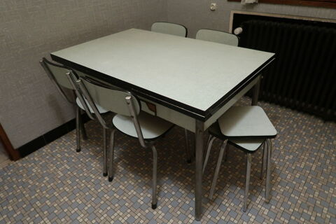 Table de cuisine 195 Auvers-sur-Oise (95)