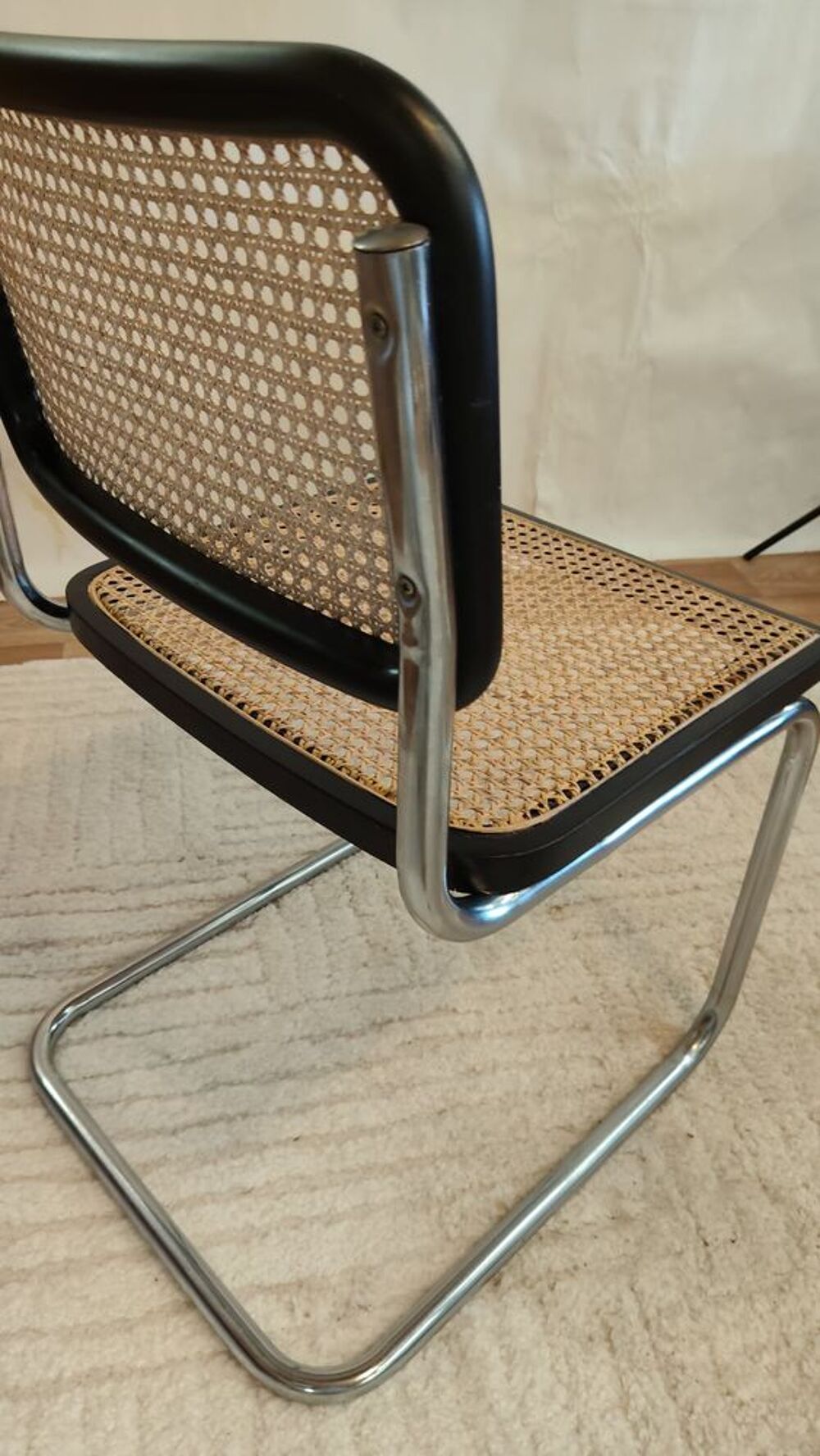 Chaise Cesca B32 noire de Marcel Breuer, Italie Meubles