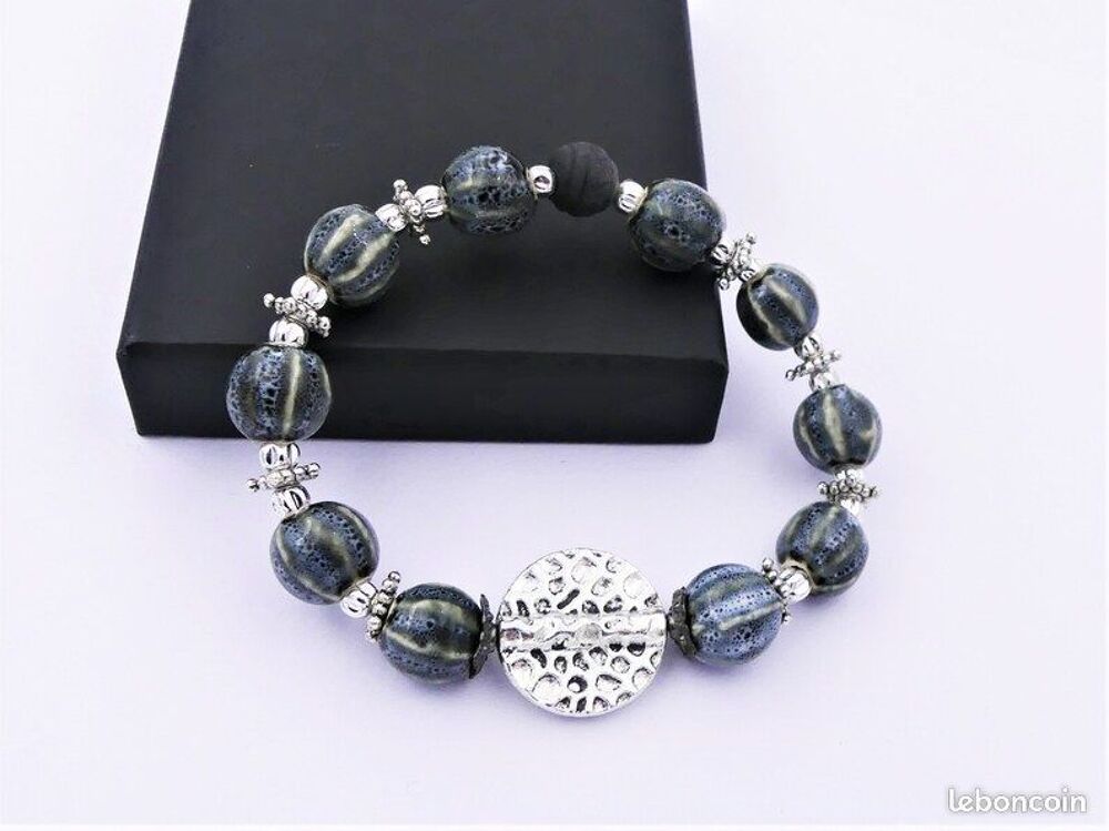 Bracelet &eacute;lastique laiton argent&eacute; et c&eacute;ramique Bijoux et montres