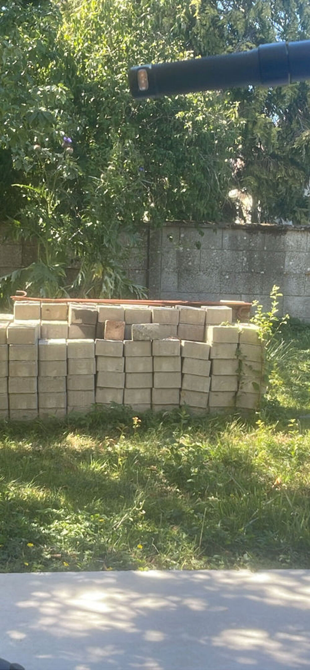pav&eacute; b&eacute;ton auto bloquant Bricolage