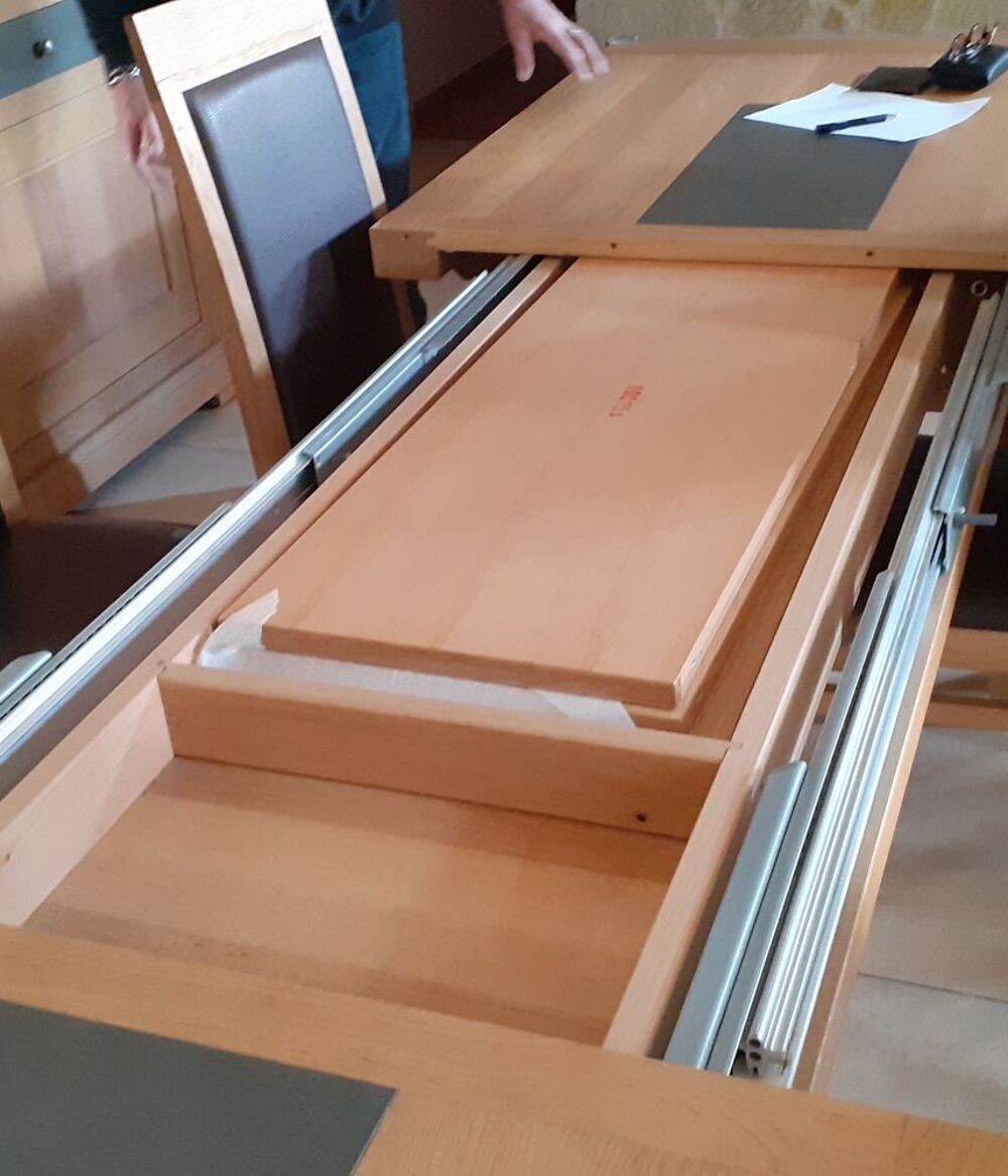 Table salle &agrave; manger Meubles