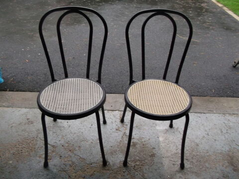 chaises bistrot 30 Saint-Laurs (79)