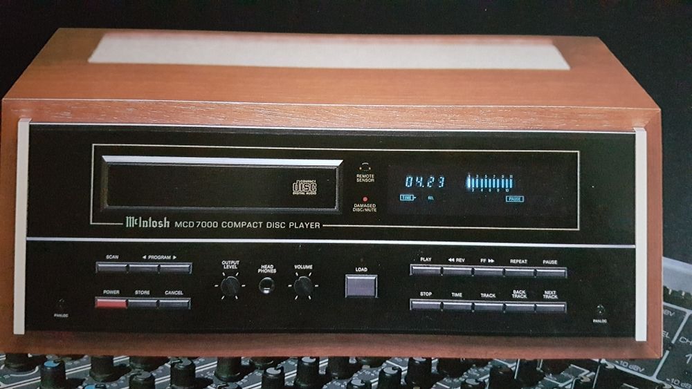 MCD 7000 MC INTOSH Audio et hifi