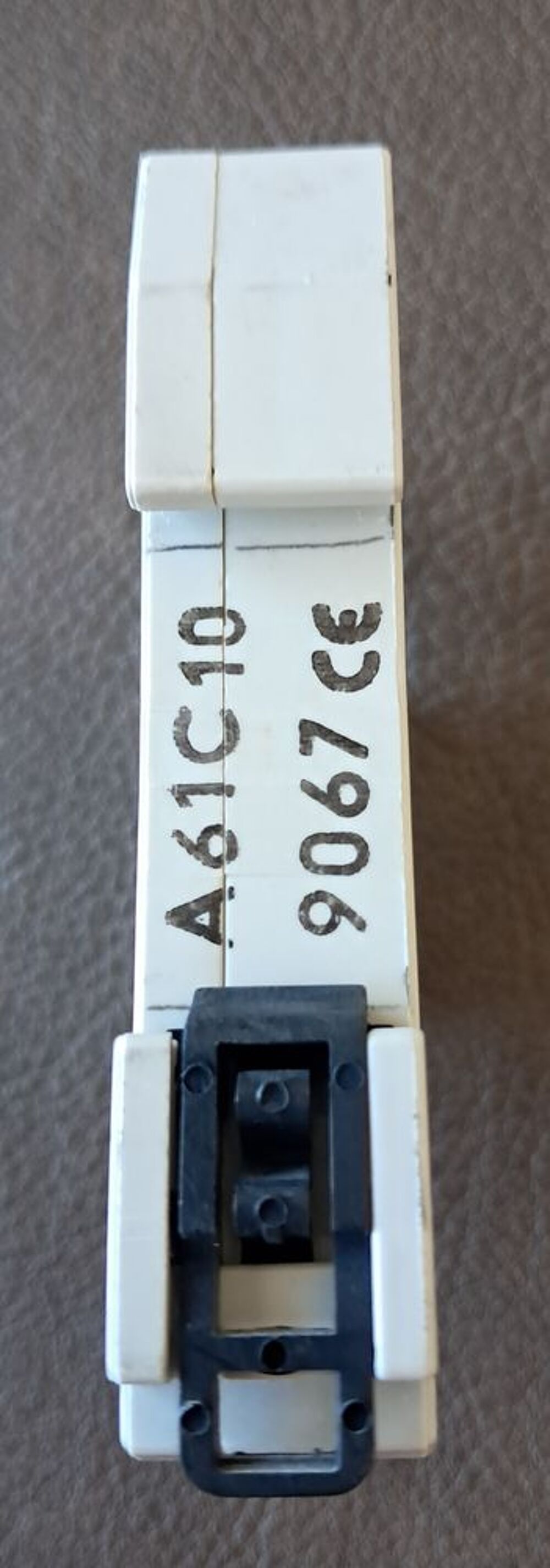 Disjoncteur ABB S 91 N C10 230 V Bricolage