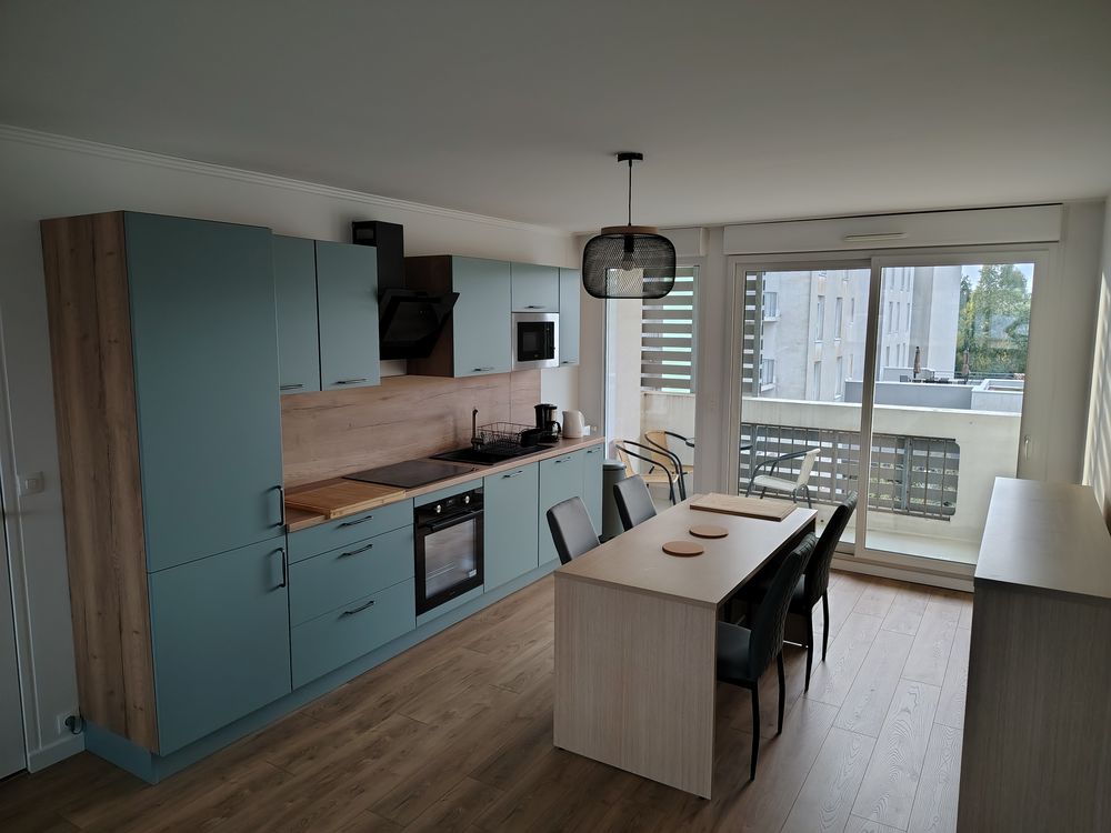 Location Chambre Colocation meublée T4 (87m²), 3 Chambres, Appt refait à neuf Saint-nazaire