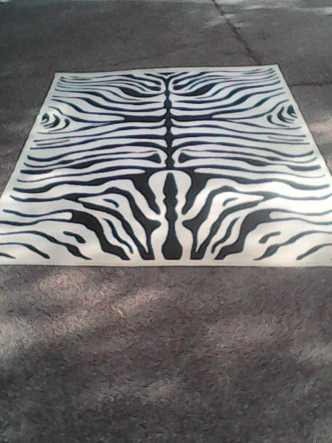 Tapis de salon, chambre poils ras design moderne motif zbre 49 Vallauris (06)