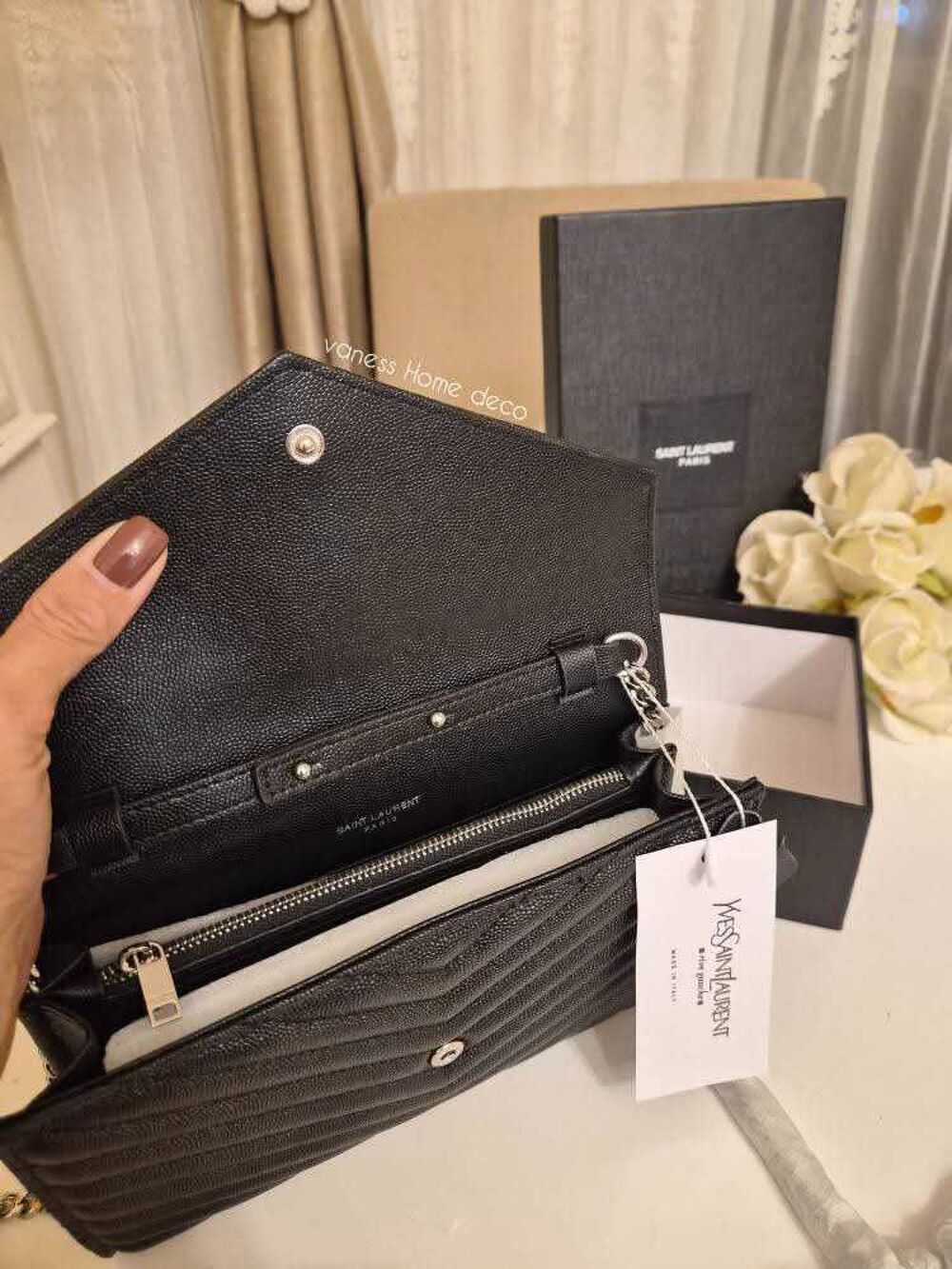 pochette cassandre ysl neuf avec boite remis en main propre Maroquinerie