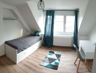  Colocation à louer 7 pièces 140 m²