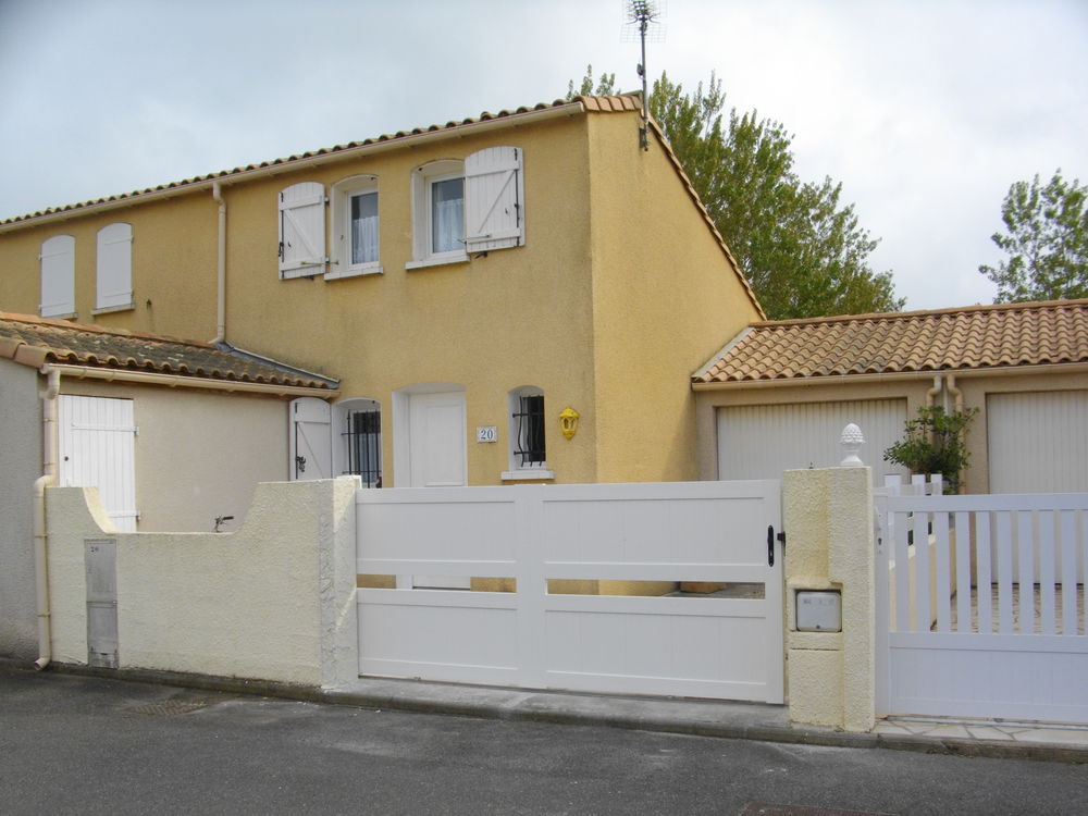   VILLA de 2 a 8 personnes à VIAS PLAGE, 400 M Plage Languedoc-Roussillon, Vias (34450)