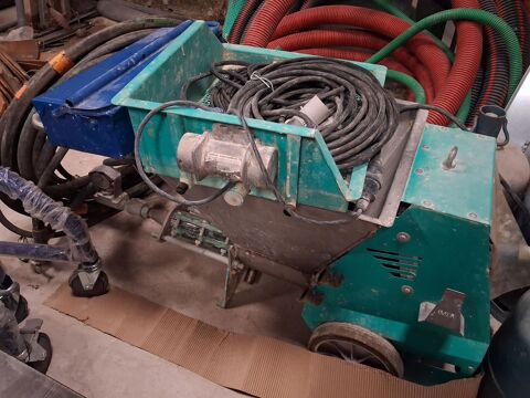 machine 4700 Saint-Siffret (30)