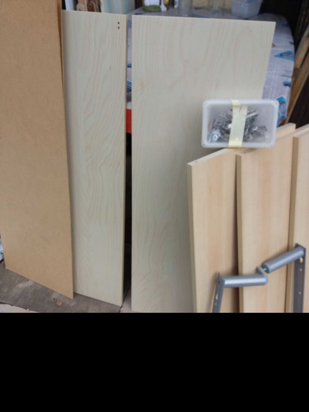 bureau IKEA plus accessoires pour meuble Ikea Meubles