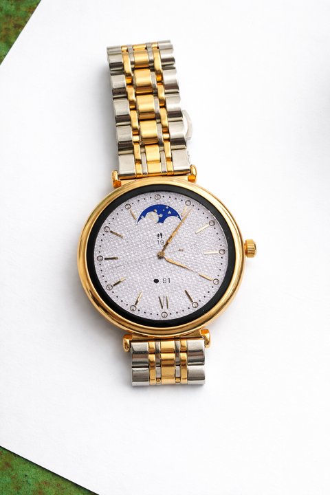 Montre connect�e bicolore Jouvio Sous Garantie 100 Saint-Seurin-de-Cadourne (33)