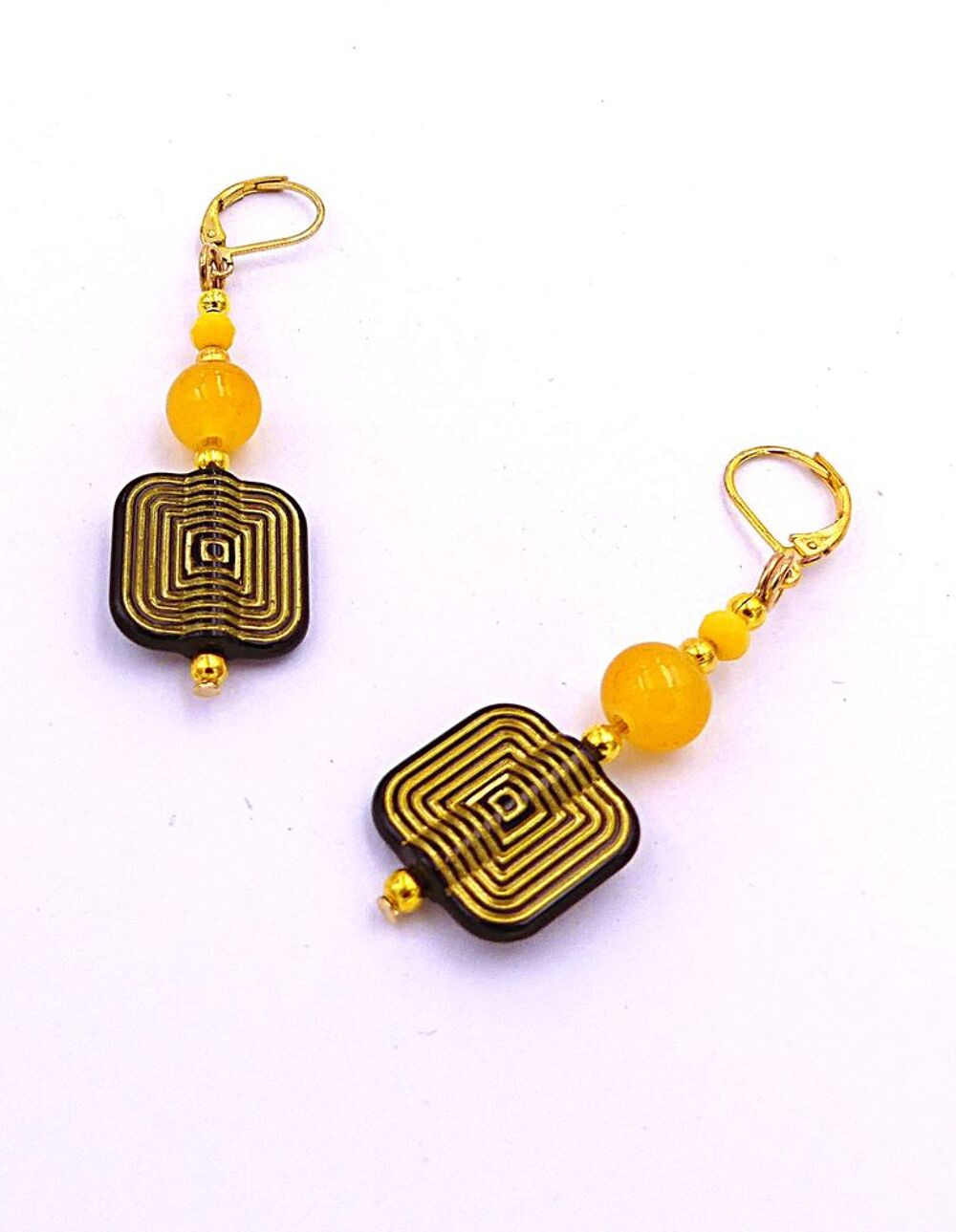 Boucles d'oreilles l&eacute;g&egrave;res, acrylique et verre Bijoux et montres