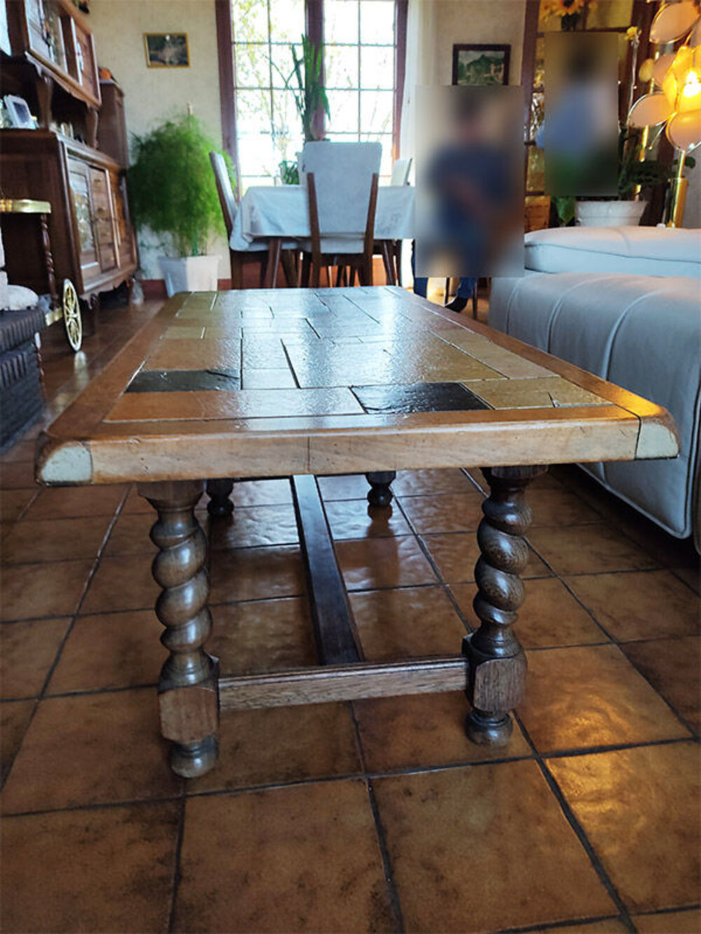 Table basse en bois et carrel&eacute; en pierre Meubles