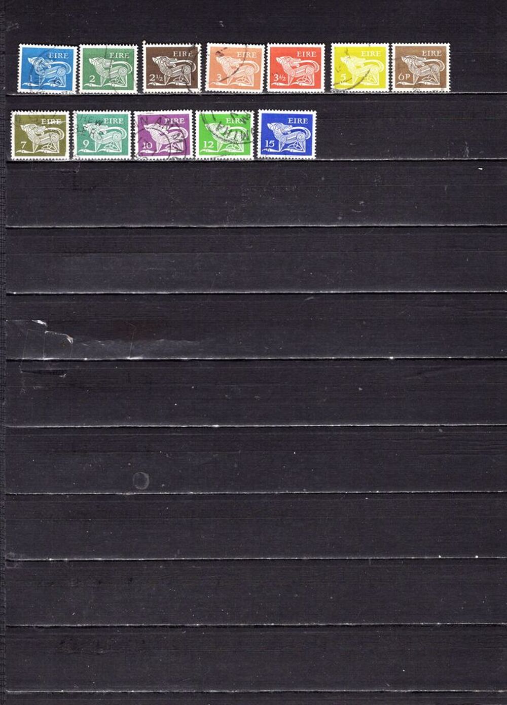 lot de 38 timbres d'IRLANDE 