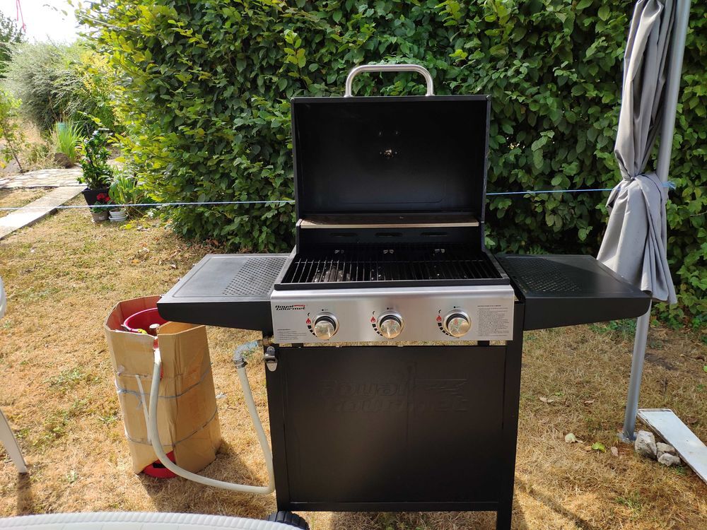 barbecue &agrave; gaz Meubles