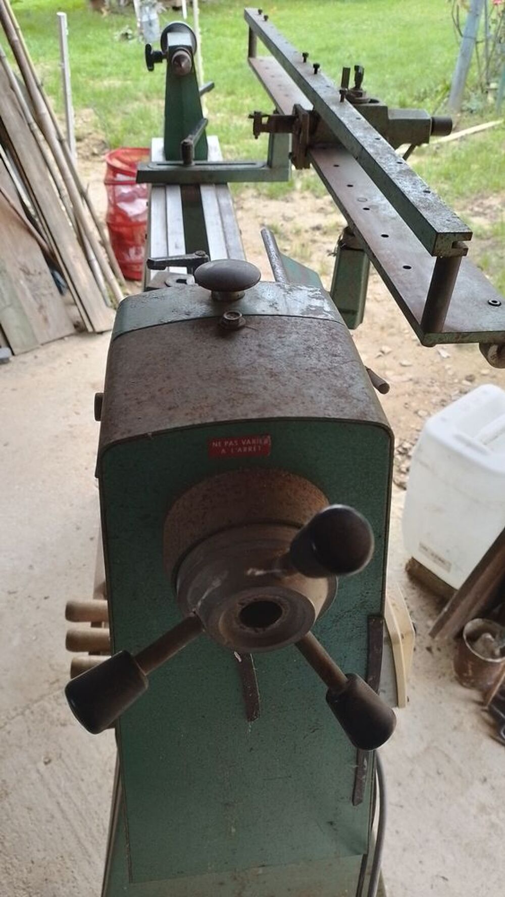 Tour &agrave; bois Bricolage