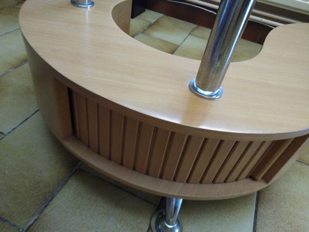Table basse avec dessus en verre Meubles