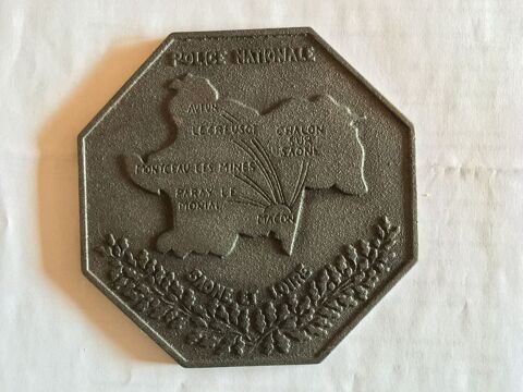 Plaque Police Nationale.. 20 Saint-Vallier (71)